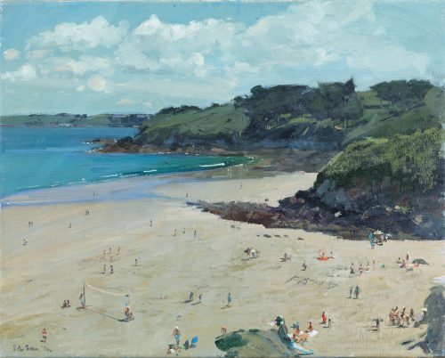 Plage des Cures begins to fill